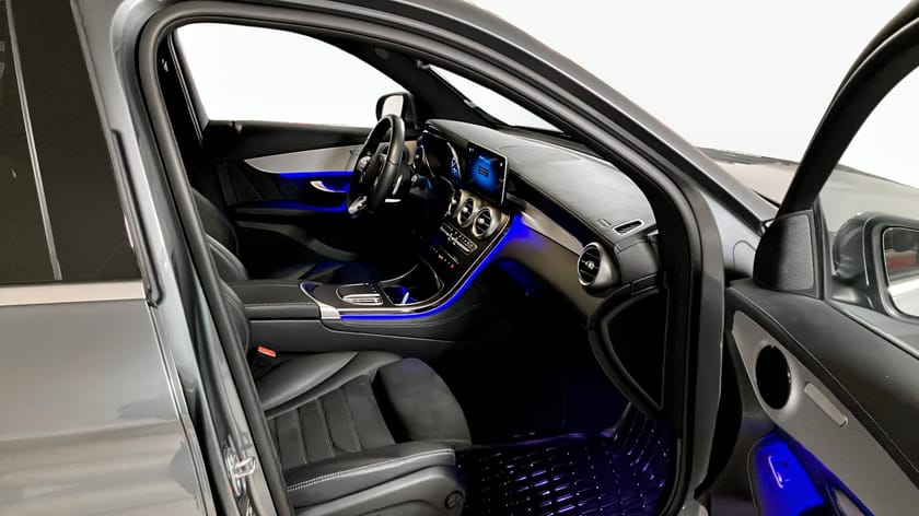 Bild 3 av Mercedes-Benz GLC 200 4MATIC SUV / AMG-Line / Premiumpaket / Drag