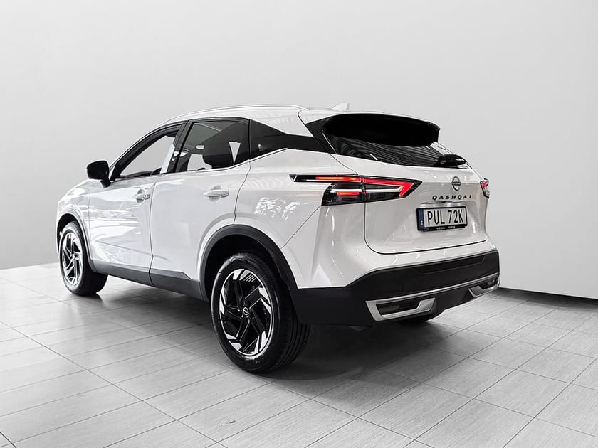 Bild 2 av Nissan Qashqai N-Connecta MHEV 158hk Xtronic 2WD