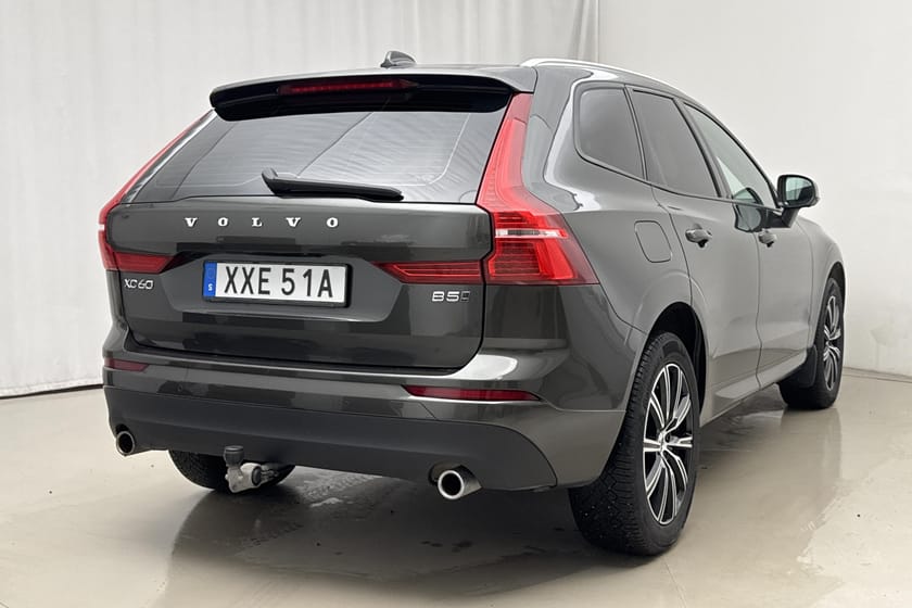 Bild 3 av Volvo XC60 B5 AWD Bensin 250hk Momentum 360° Drag Läder