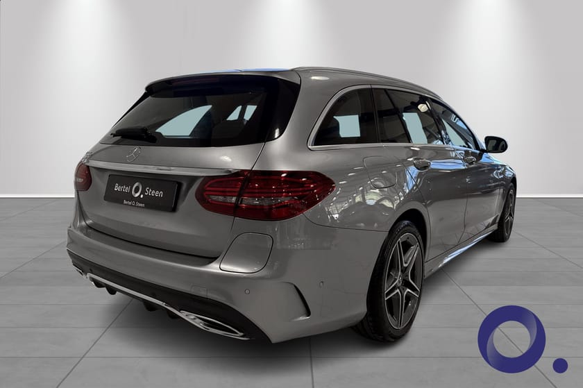 Bilde 3 av Mercedes-Benz C 300 T e C300T / AMG / Adaptive cruise/ Ryggekamera