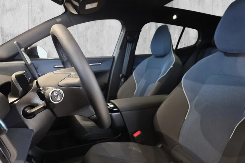 Volvo EX30 Twin Motor Performance bilde 17