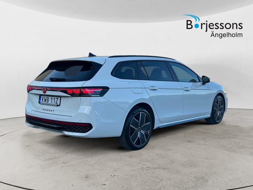 Bild 3 av Volkswagen Passat Variant eHybrid e-Hybrid 272hk DSG R-line