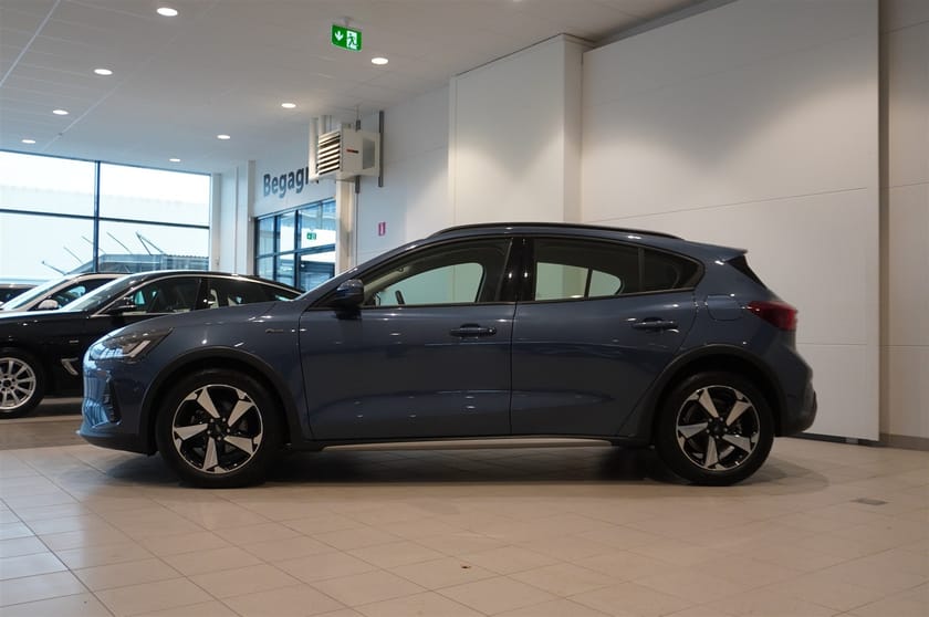 Bild 3 av Ford Focus Active 1.0 EcoBoost Hybrid E85