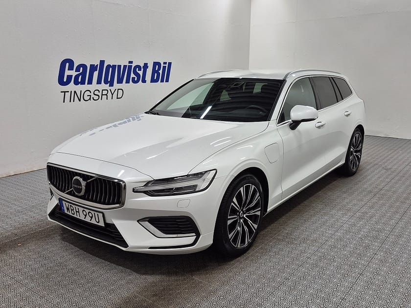 Bild 1 av Volvo V60 T6 Recharge Core Bright plug in AWD 350HK 4x4
