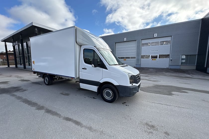 Bild 4 av Volkswagen Crafter Chassi 35 Volymskåp/Bakgavellyft /5500 Mil