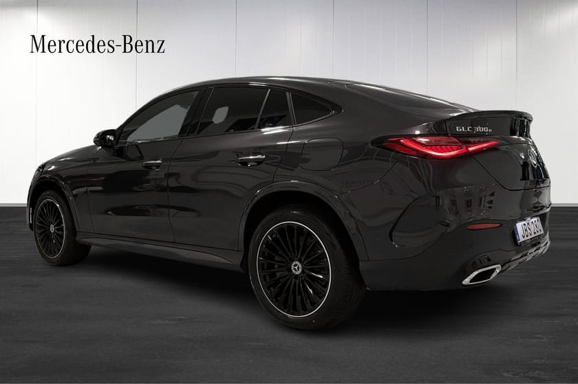 Bild 3 av Mercedes-Benz GLC 300 e Coupé 4MATIC 4M AMG / Panorama / Drag *DEMO*