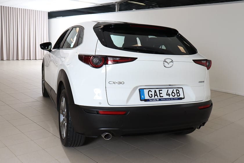 Bild 4 av Mazda CX-30 2.0 M Hybrid AUT Sky Navi Backkamera