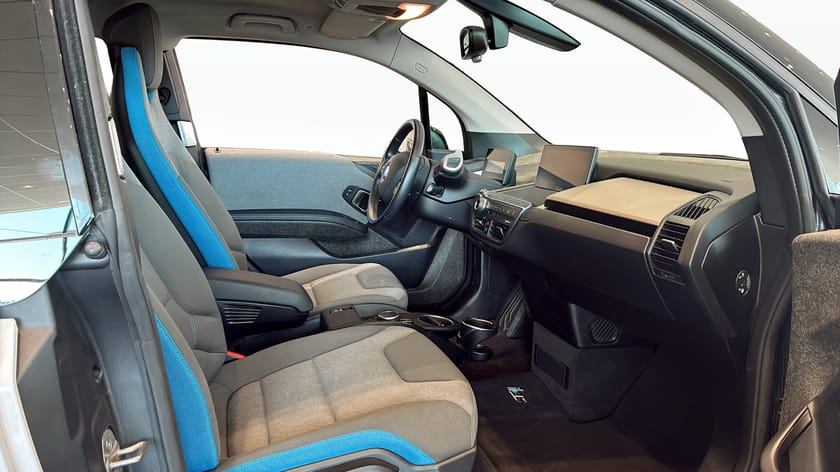 Bild 3 av BMW i3s 120 Ah Comfort Advanced Driving assistant plus