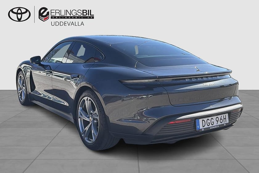 Bild 2 av Porsche Taycan RWD V-HJUL / LEASBAR / LÅGMILAD
