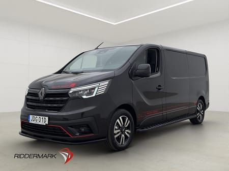 Renault Trafic Skåpbil Racing Spirit L2 Cockpit Drag B-Kamera Moms