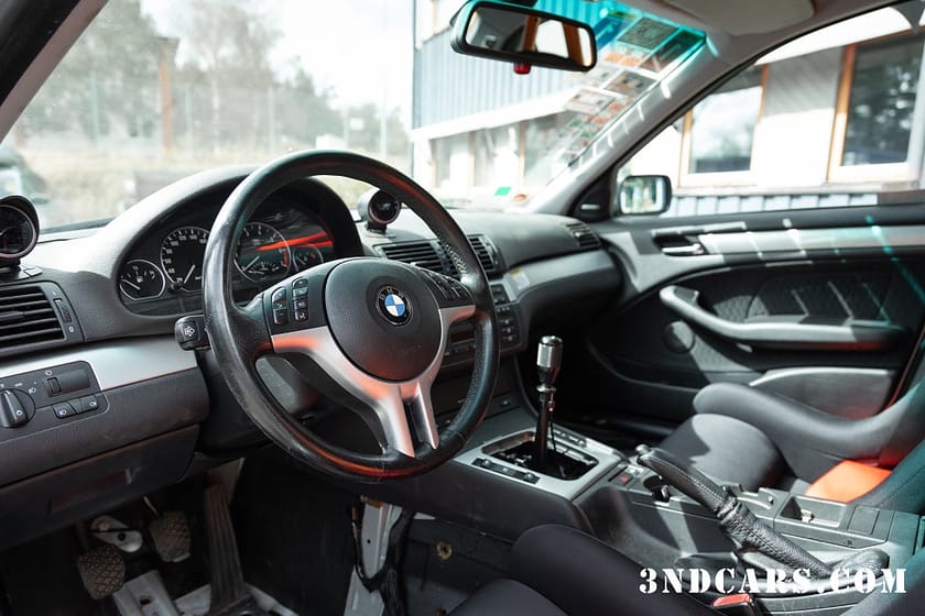 Bild 5 av BMW 330i Sedan 330 Turbo SFRO BUR