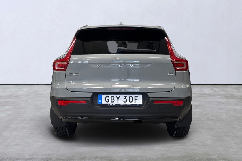 Bild 5 av Volvo XC40 B3 FWD Bensin Plus Dark