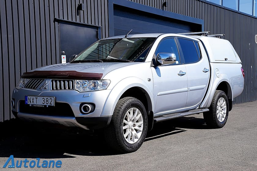 Bild 3 av Mitsubishi L200 Dubbelhytt 2.5 4x4, MOMS, Skinn, Dragkrok, Kåpa 178hk