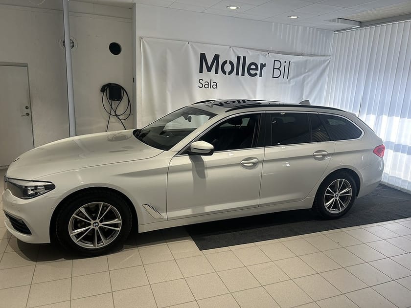 Bild 3 av BMW 520d xDrive Touring 520 D 190hk Panorama|Dragkrok|B-Kamera