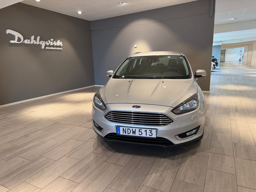 Bild 4 av Ford Focus Kombi 1.0T 100hk | V-hjul Titanium