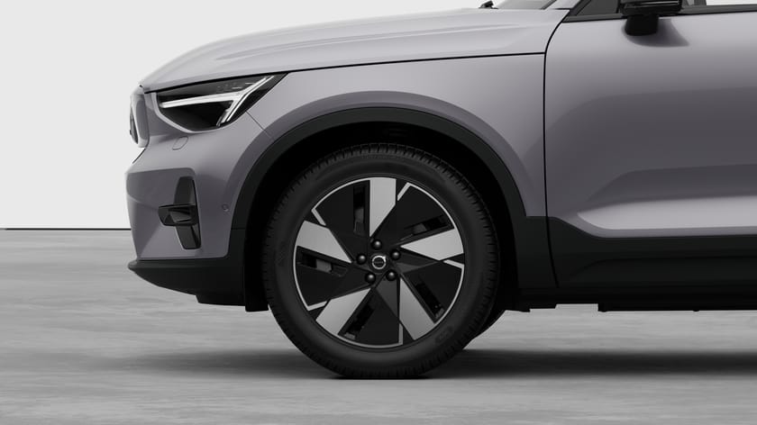 Bild 2 av Volvo EX40 Single Motor Extended Range ExtendedRange Plus SE *Leverans till semestern. Kampanjbil!*