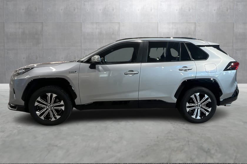 Bilde 2 av Toyota RAV4 Plug-in Hybrid PHEV AWD-i Active - LED - Adaptiv cruise - Kamera