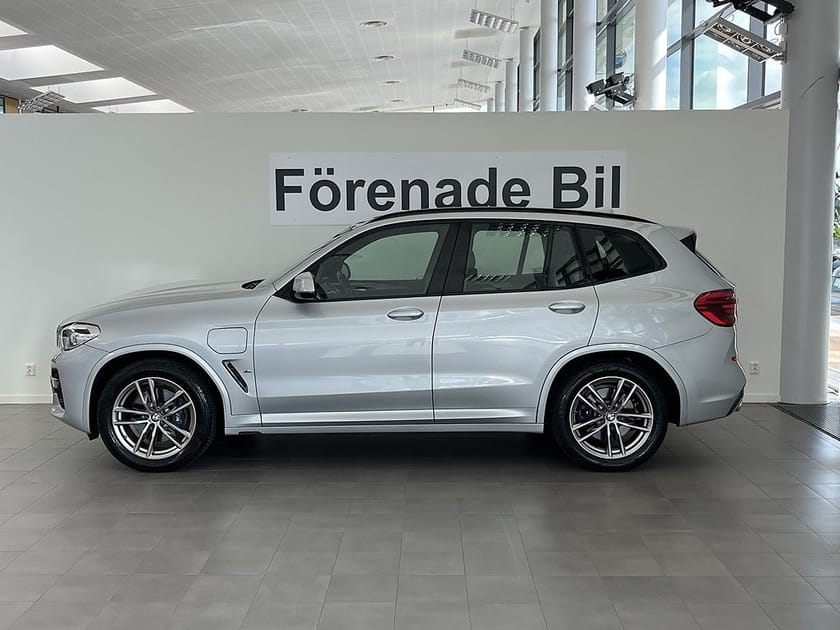 Bild 3 av BMW X3 xDrive30e M Sport HiFi Drag PDC Elstolar