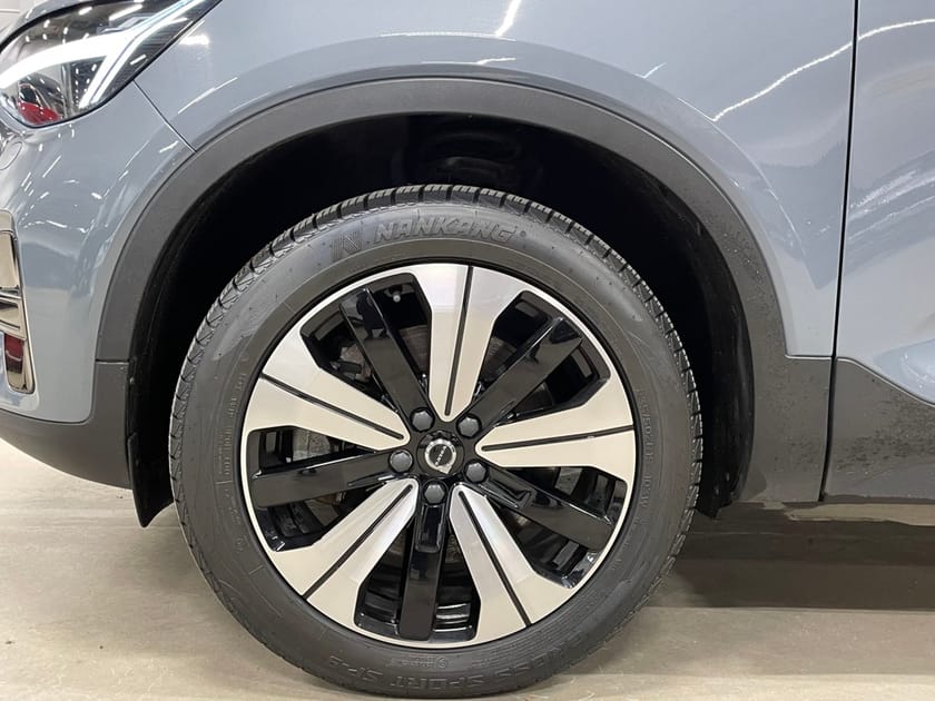 Bild 5 av Volvo XC40 Recharge Single Motor Core Edt *Backkamera/Navi/VOC*