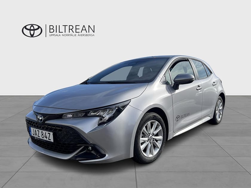 Bild 1 av Toyota Corolla Hybrid 1,8 5D Active Vinterhjul ingår