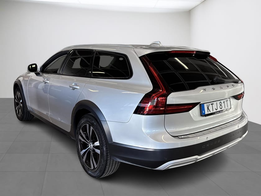 Bild 3 av Volvo V90 Cross Country B4 AWD Diesel Adv Edt