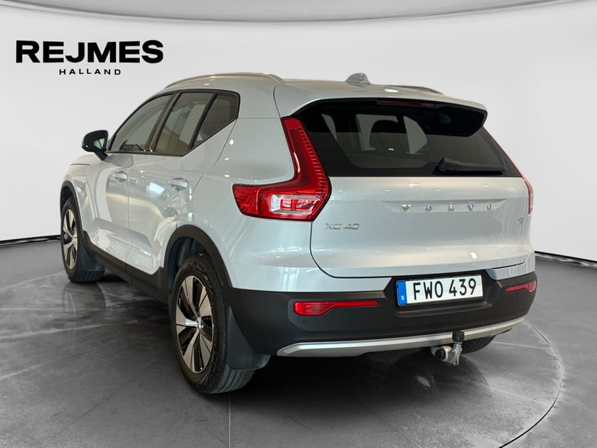 Bild 2 av Volvo XC40 T3 FWD aut Momentum Edition