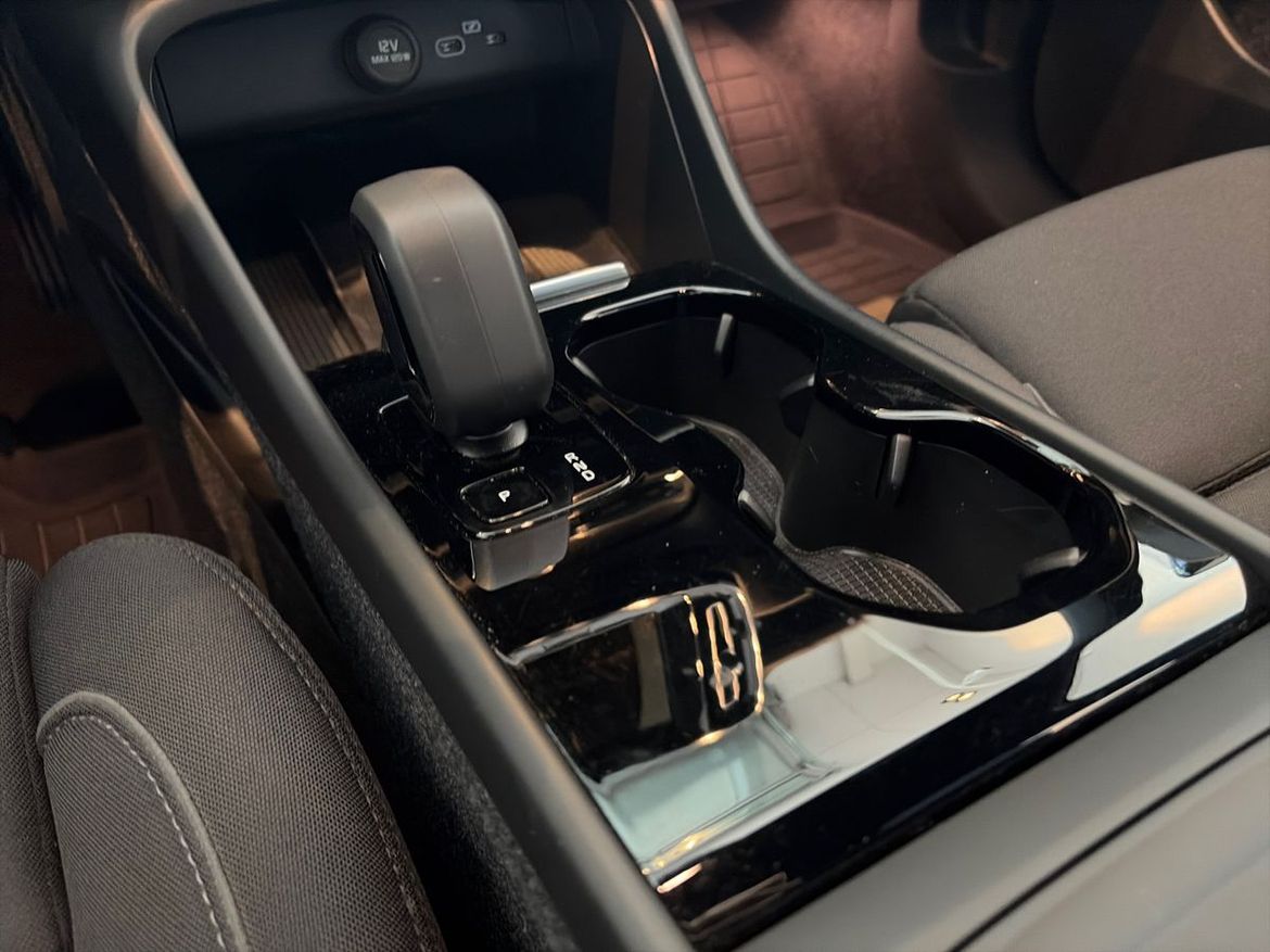 Volvo XC40 2023 - miniatyr 14