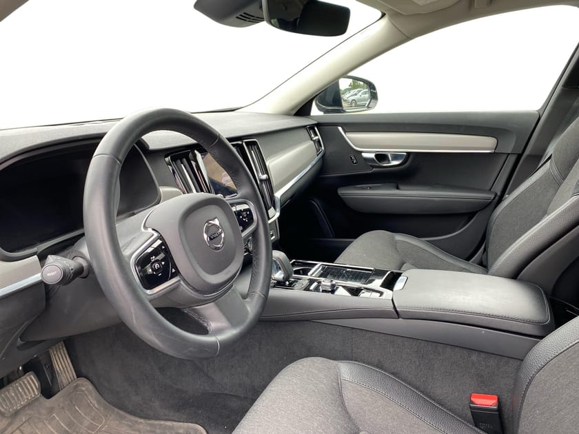 Bild 2 av Volvo V90 Recharge T6 Core Edition