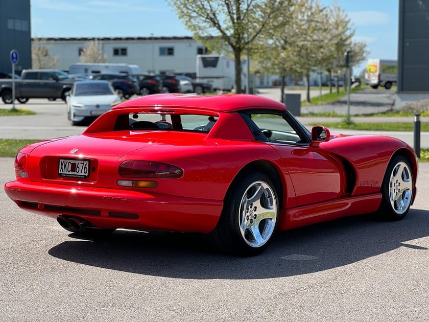 Bild 5 av Dodge Viper RT/10 8.0 V10 Manuell 456hk *Hardtop / Soft top*