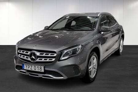 Mercedes-Benz GLA 220 4MATIC Värmare Kamera Drag Elbaklucka