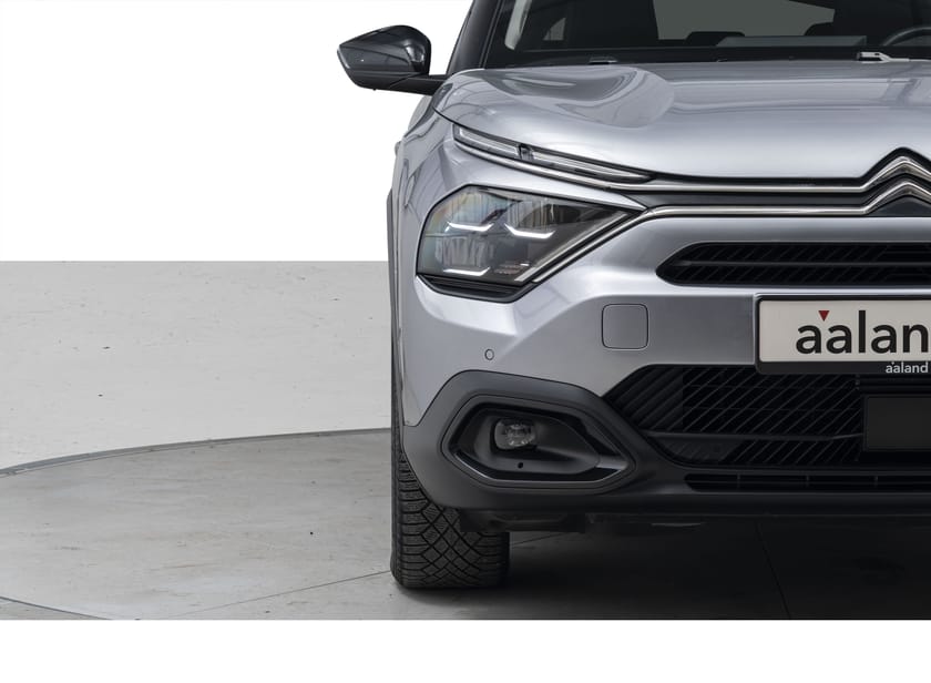Bilde 4 av Citroën ë-C4 SHINE PACK m/SOLTAK-SKINN-ADAPTIV CRUISE-RYGGEKAMERA