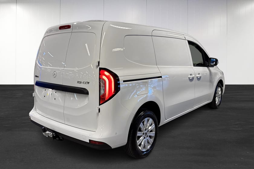 Bild 3 av Mercedes-Benz Citan 112 CDI SKÅP L2 SPECIAL EDITION | Backkamera | Drag | Smartphone