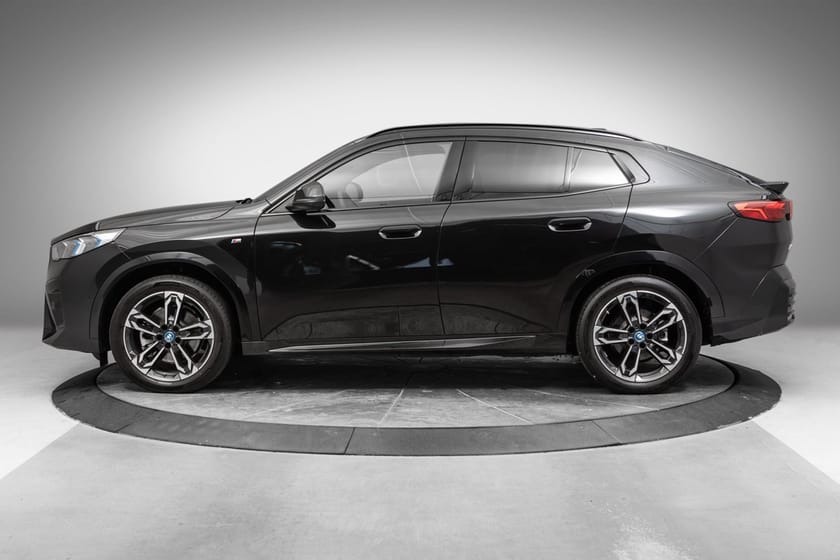 Bilde 2 av BMW iX2 xDrive30 Fully Charged Premium E.(K)