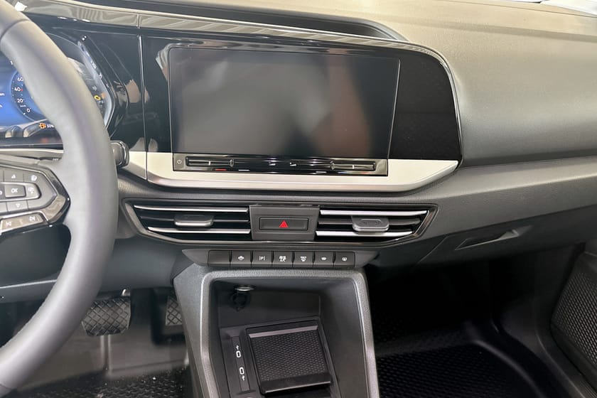 Bild 5 av Ford Grand Transit Connect Skåp L2 Limited 1.5 EcoBoost Plug-in-hybrid 110kW/150hk 6AT