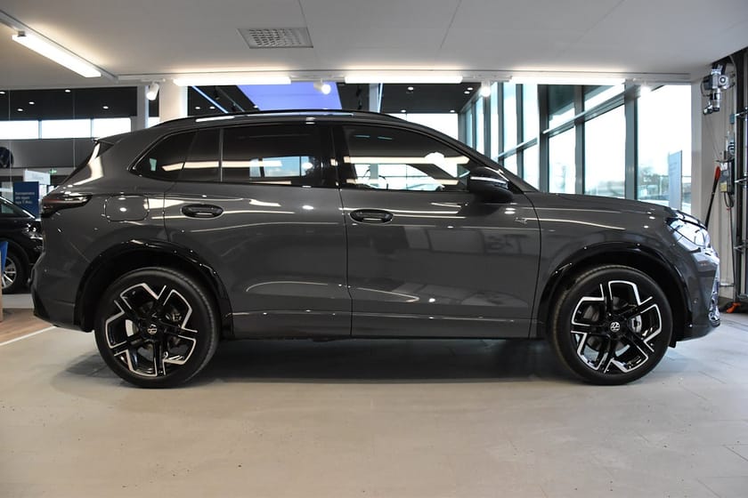 Bild 4 av Volkswagen Tiguan eHybrid R-Line SWE-Edition *0 kr insats*