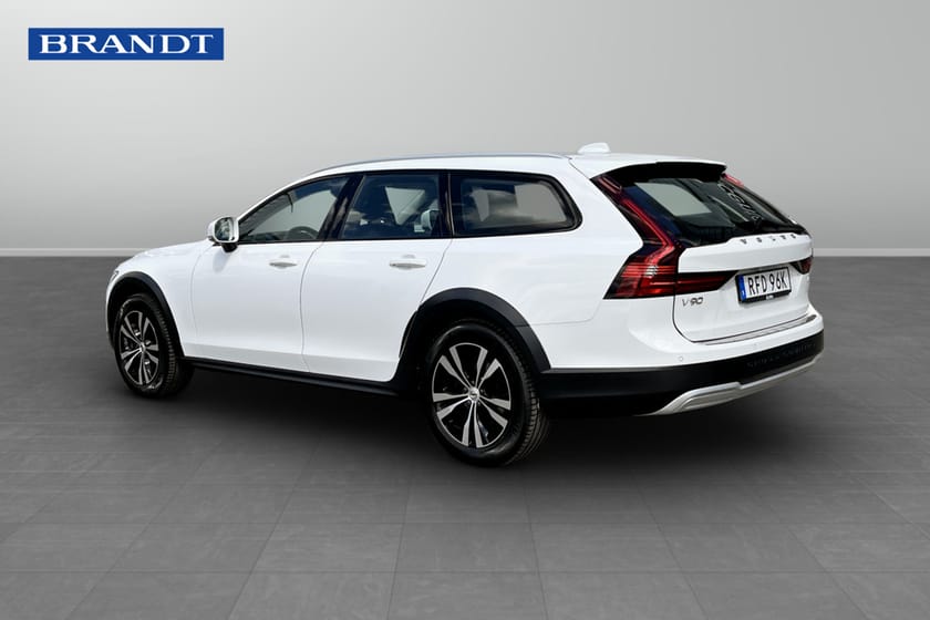 Bild 2 av Volvo V90 Cross Country B4 AWD Diesel Adv SE