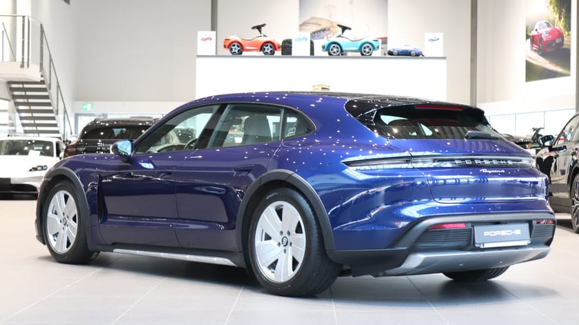 Bild 2 av Porsche Taycan 4 Cross Turismo 