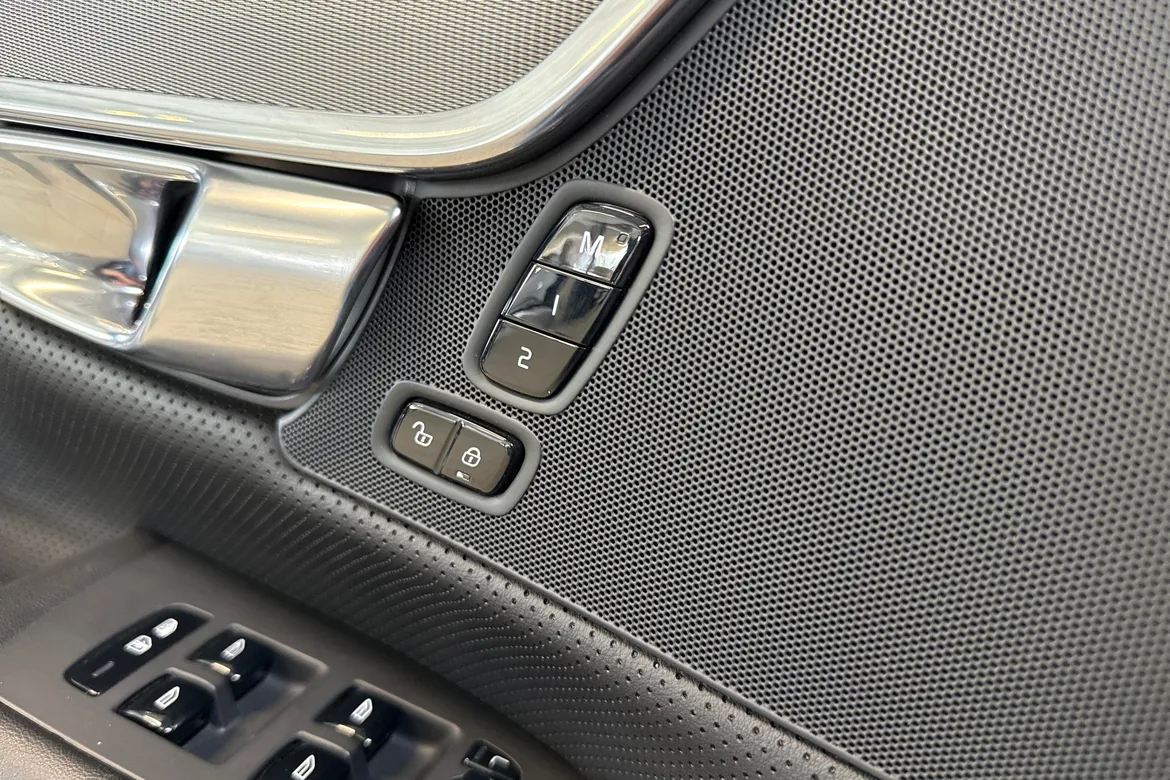 picture of a car