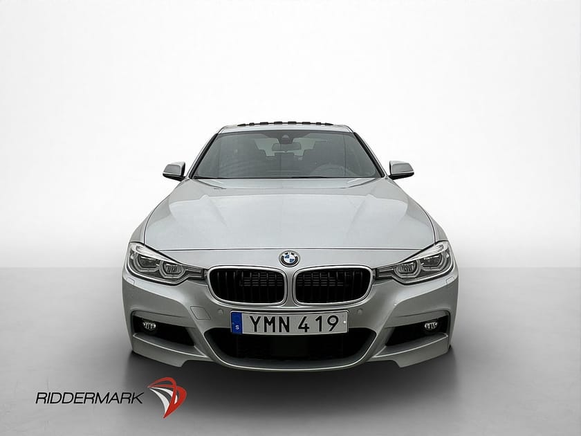 Bild 2 av BMW 330e Sedan 252hk M Sport Pano H/K Navi Keyless Sensorer