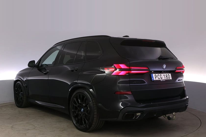 Bild 3 av BMW X5 xDrive50e M-Sport Komfortstol Pano Drag HK BLIS HUD