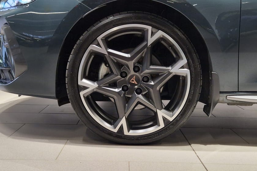 Bild 5 av CUPRA Leon Sportstourer 1.5 eTSI DSG | 150HK | DRAG