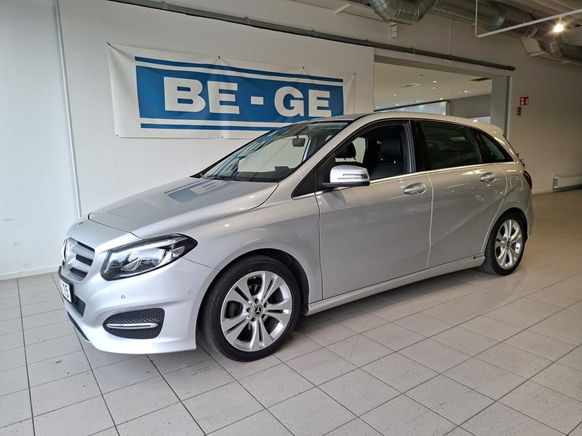 Bild 1 av Mercedes-Benz B 180 d 109HK Automat Dragkrok Backkamera SoV