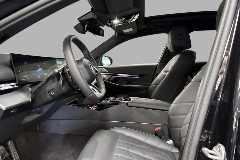 Bilde 5 av BMW i5 xDrive40 Touring Touring, Fully Charged, B&W, Pano, Komfort