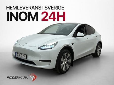 Tesla Model Y Standard Range RWD Autopilot Pano Drag Sv-Såld