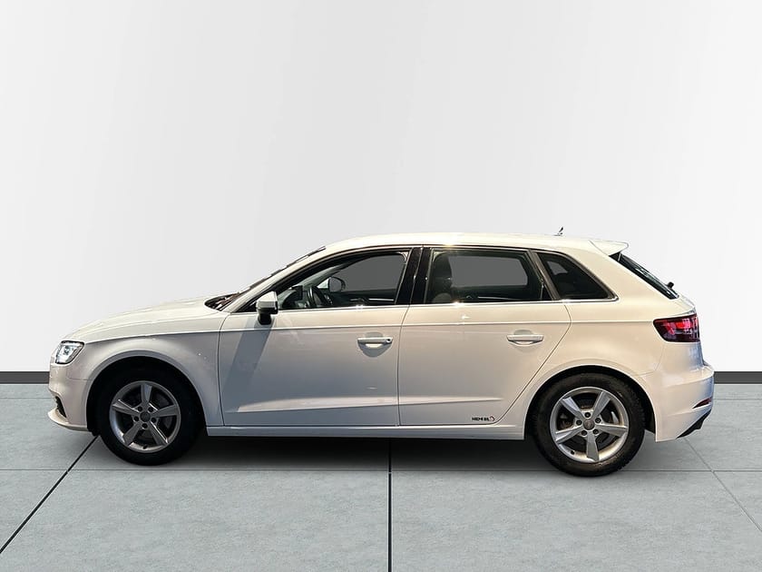 Bild 4 av Audi A3 Sportback 35 TFSI Aut Proline MoK/SoV/Ad.Fhåll/Psens