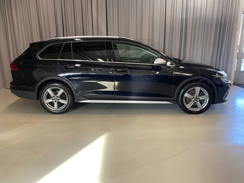 Bild 3 av Volkswagen Golf Alltrack 2.0 TDI 4Motion 200hk Automat. Drag, Parkeringsvärmare