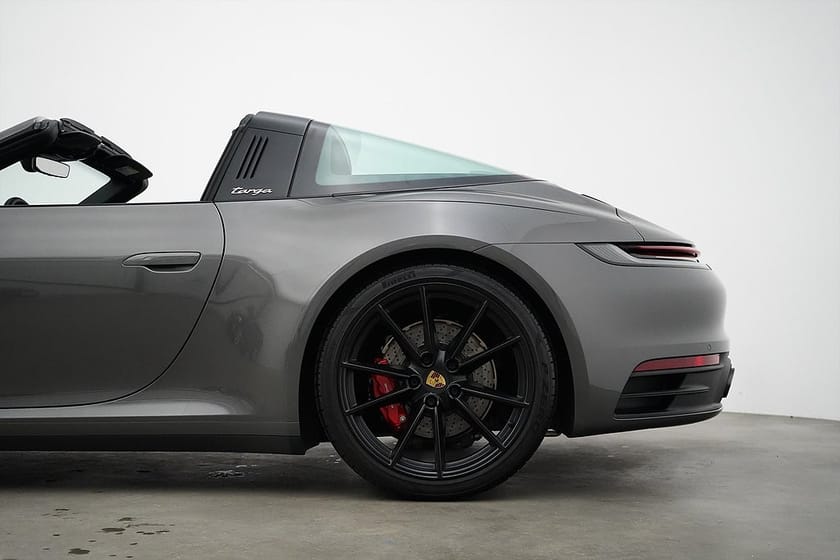 Bild 3 av Porsche 911 Targa 4S 992 / 450hk / PDLS+ / 360° / Bose