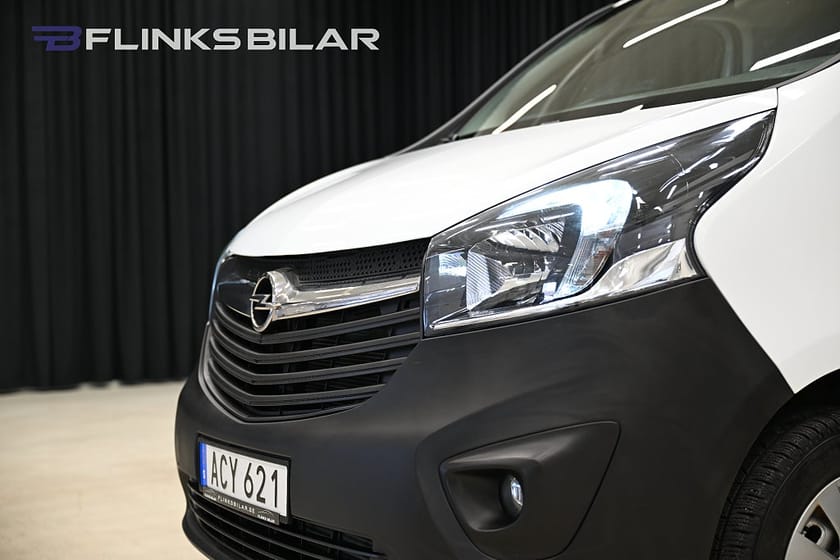 Bild 5 av Opel Vivaro Skåpbil CDTi 120HK Drag|Värmare|Backkamera|Lågmil|Kamkedja