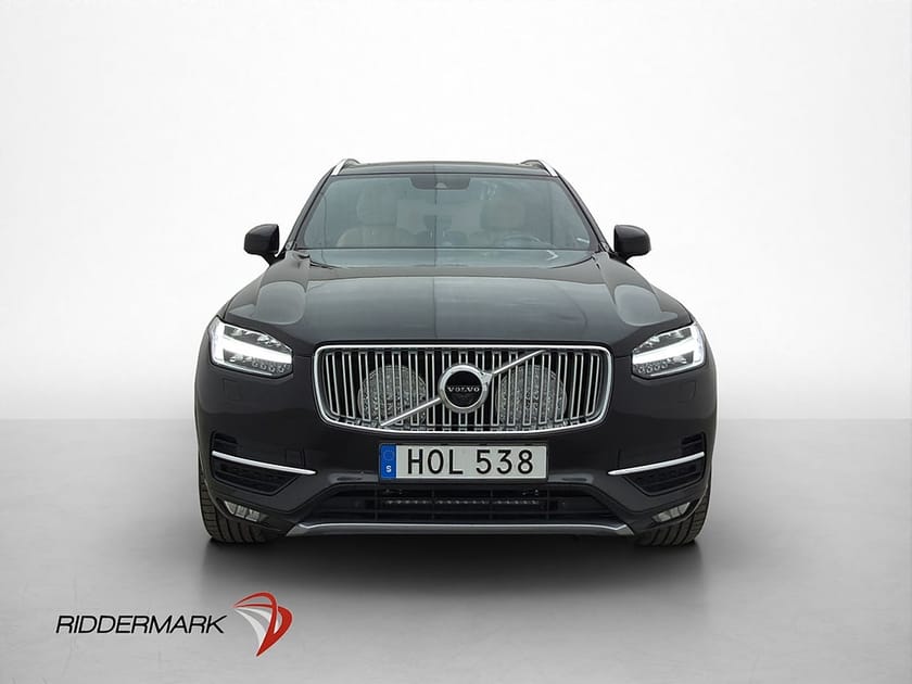 Bild 2 av Volvo XC90 T6 AWD Inscription 7-Sits HUD B&W Pano Luft Drag