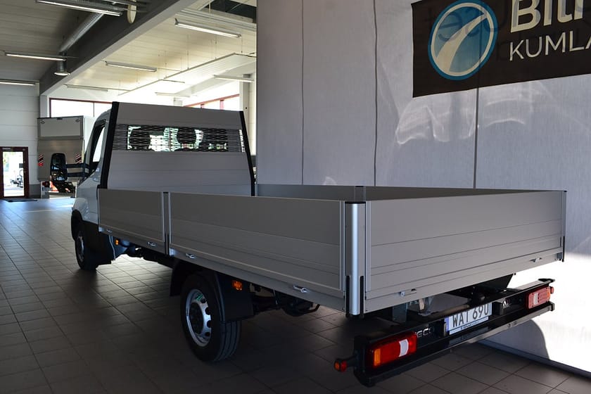 Bild 3 av Iveco Daily 35-160 Chassis Cab EH Flak Chassi 2.3 JTD Hi-Matic 156hk